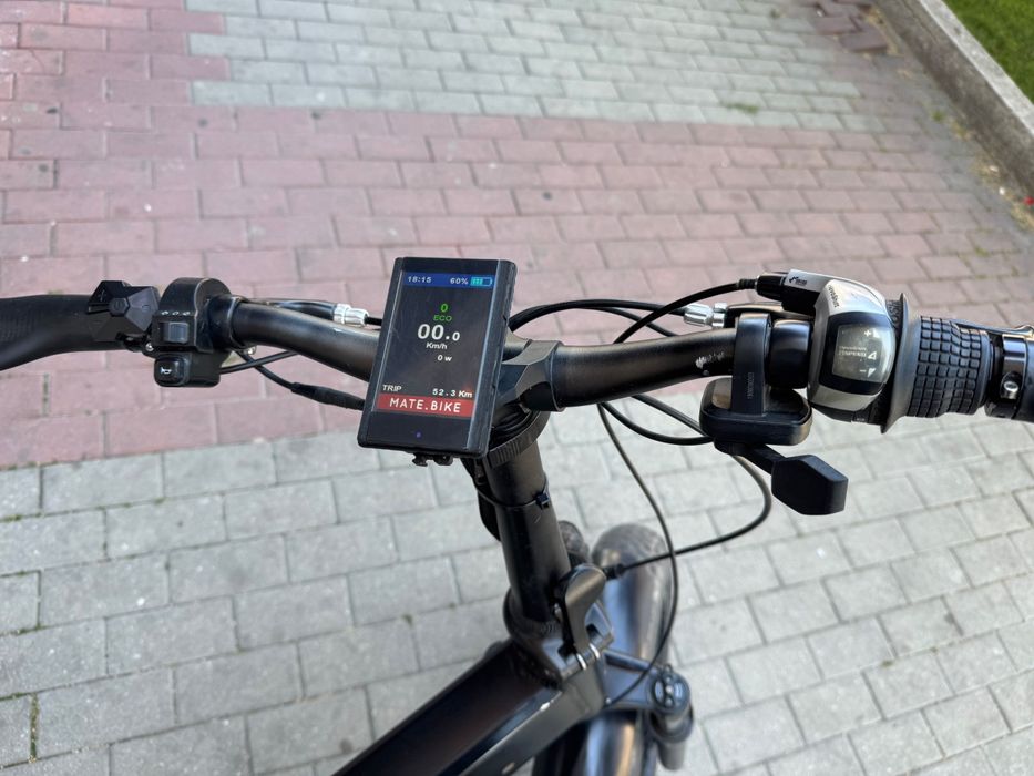 Amanet F28: Bicicleta electrica MATE X
