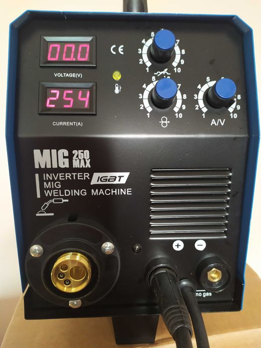 Телоподаващо / Телоподаващ апарат PROFESIONAL MAX 250А - 4м шланг