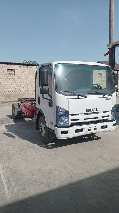 Isuzu shassi holatda 2007