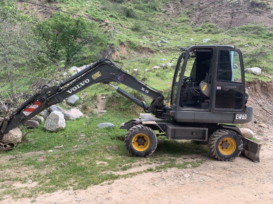 Ekskavator EW60 yili- 2013