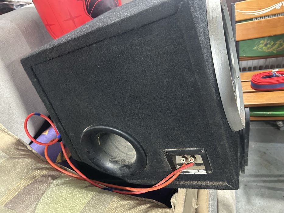 Продам сабвуйфер