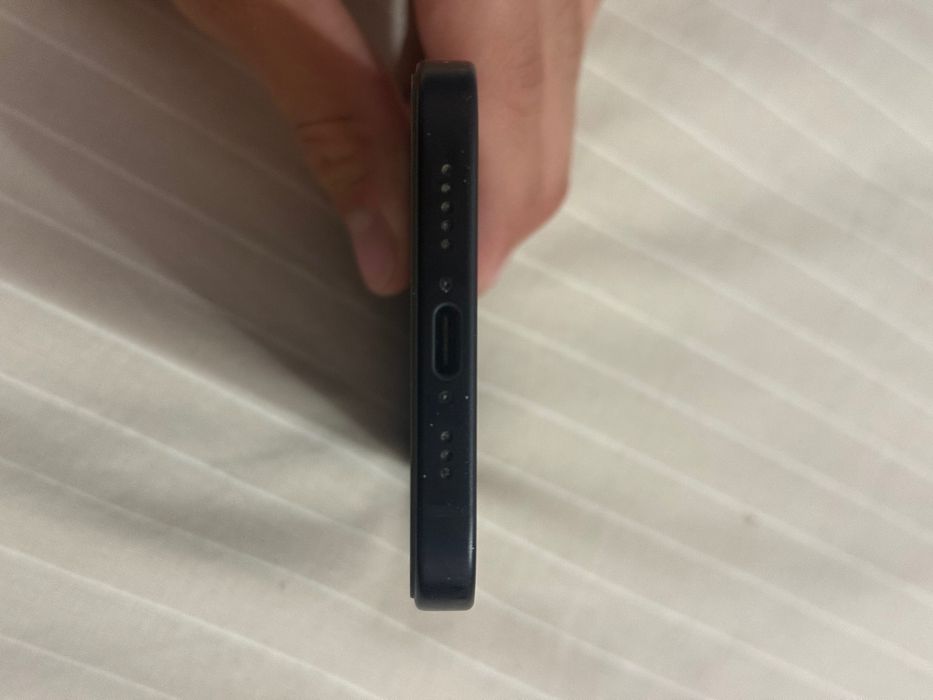 iPhone 15 128GB+5 калъфа ПОДАРЪК!!