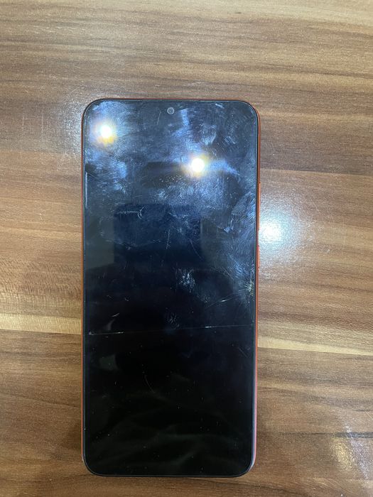 телефон Redmi 9C в хорошем состоянии