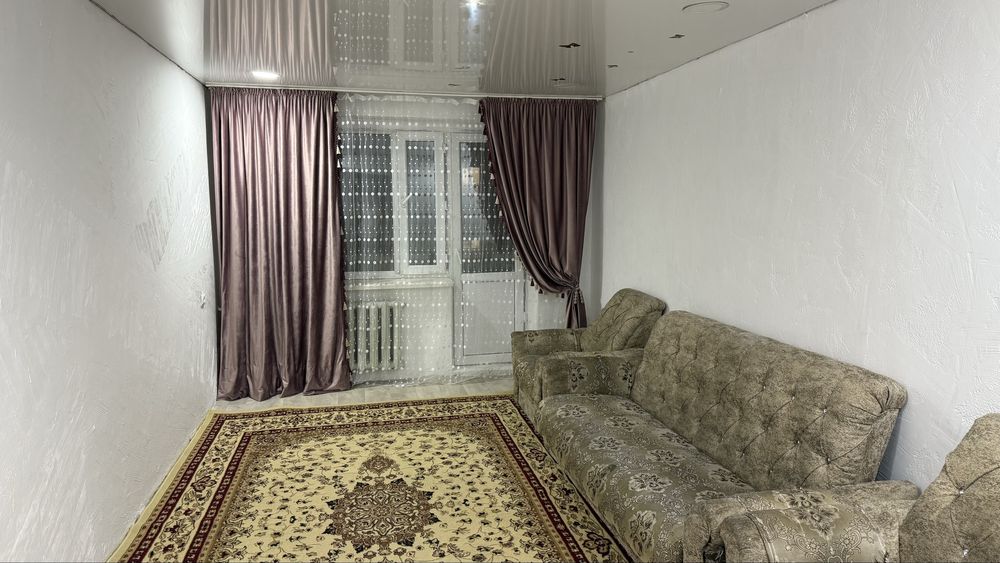 2 бөлмелі пәтер ұзақ мерзімге жалға беріледі.