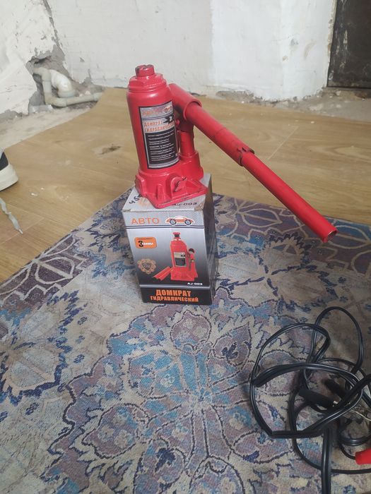 Стартер т.б заттар сатылады