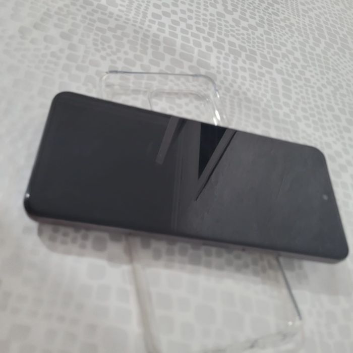 Продам Vivo 29 8/128Gb