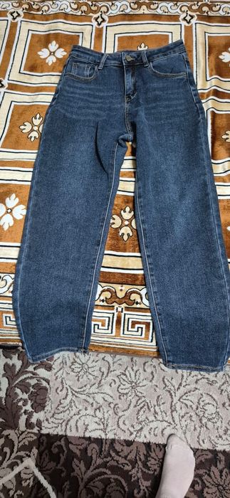 Продам женские джинцы