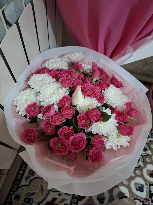 Цветы, гүлдер бар