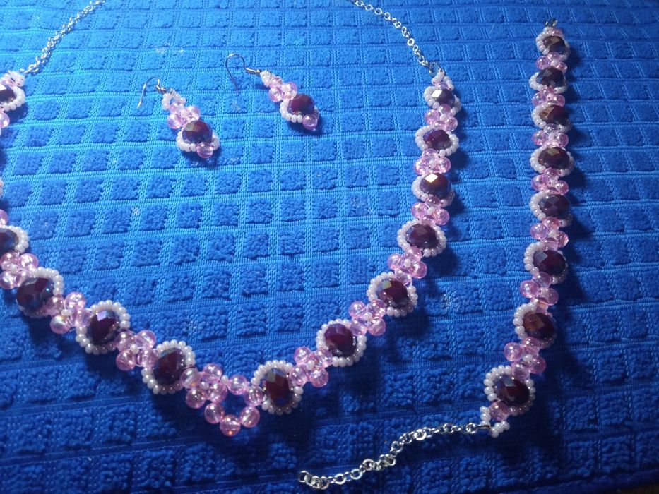 Продам набор ручной работы.