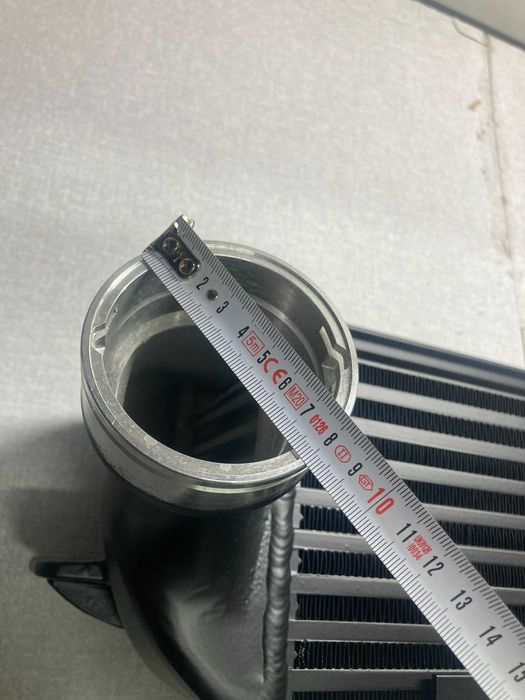 Челен интеркулер тунинг бмв е9х/е82/е87/е88 330д/335д/335и и др.