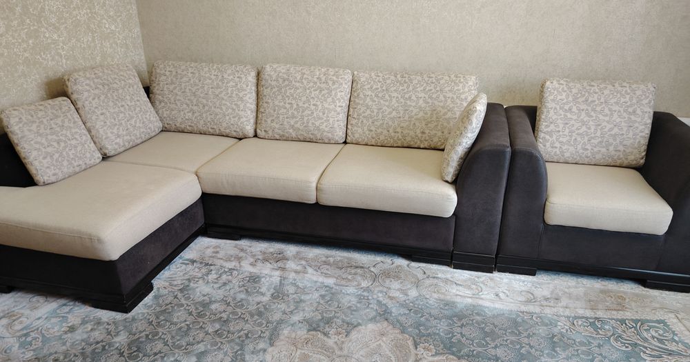 Угловой диван с креслом