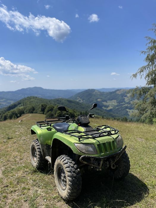 Vând atv Arctic Cat 550 EFI