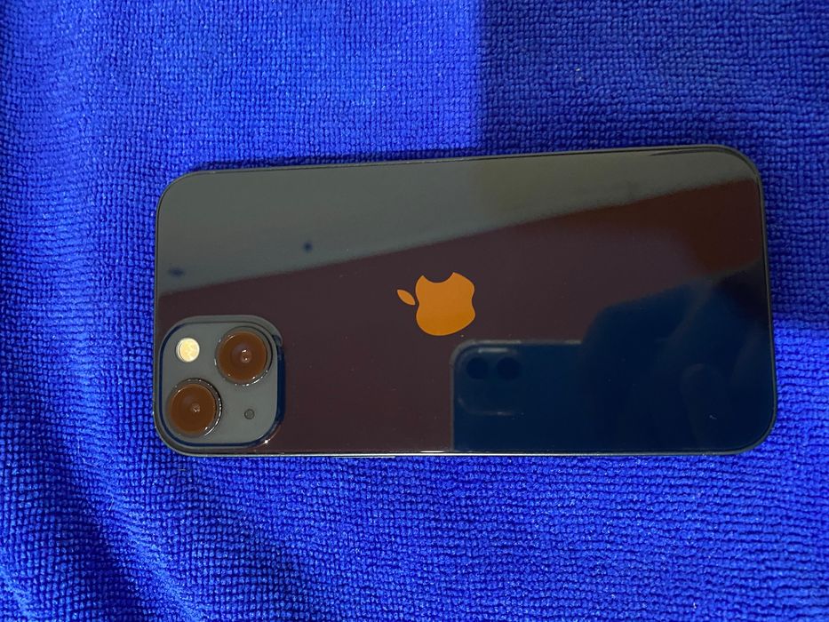 iPhone 13   Память: 256   Емкость: 100%