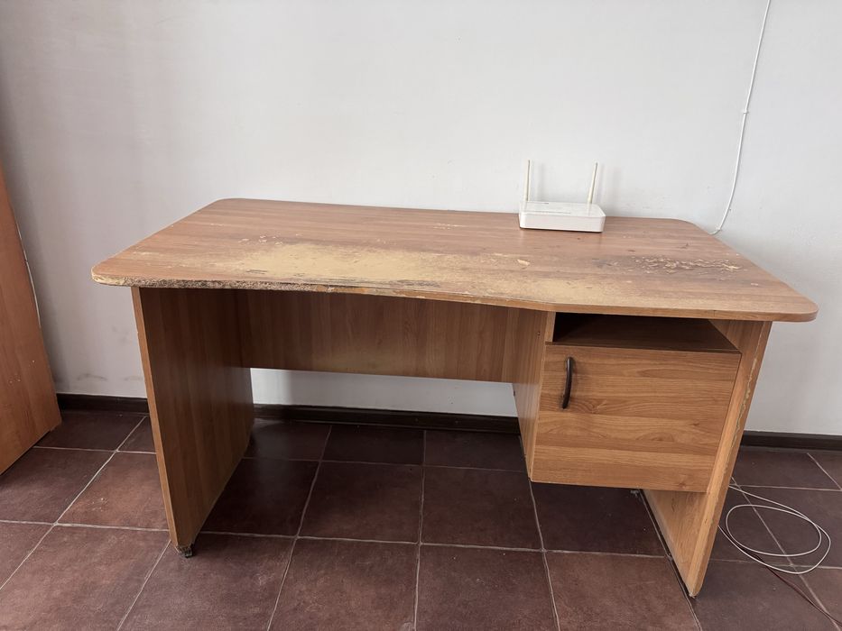 Столы офисные б/у