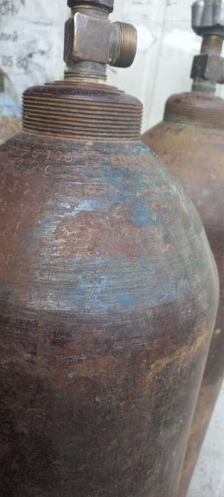 Кислородный баллон.
