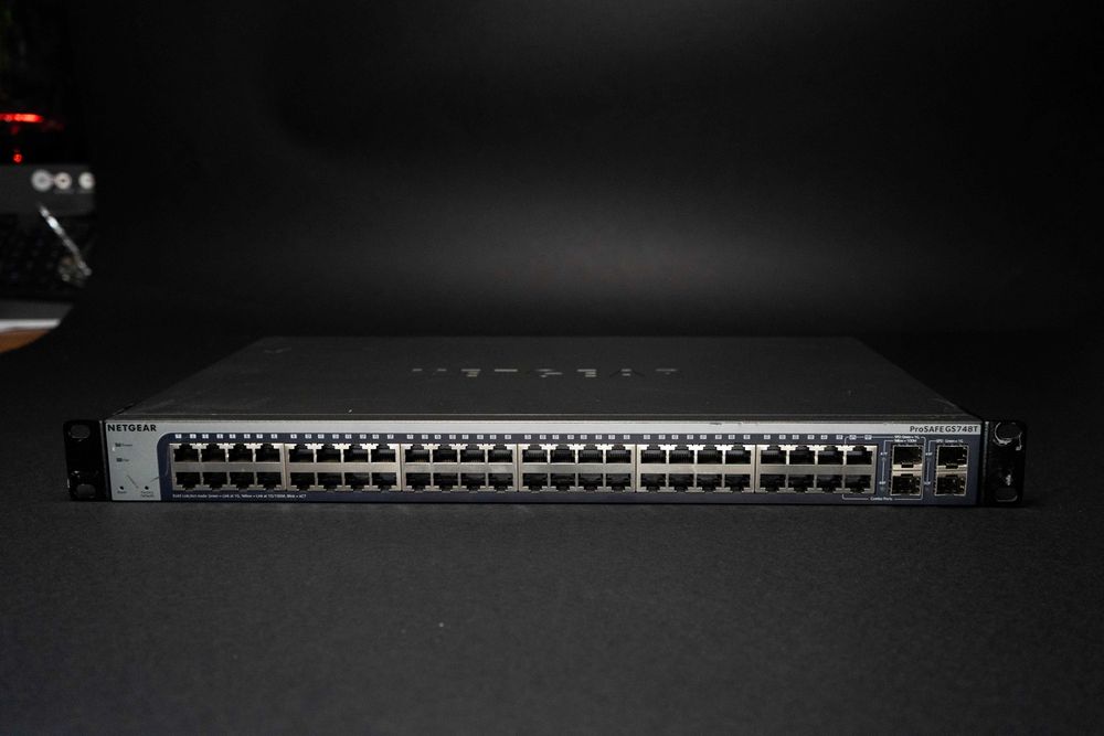 Netgear ProSafe 48-Port Gigabit Smart Switch (GS748T)