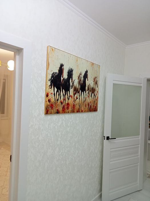 Картины, зеркала повесим, быстро, аккуратно. Перфоратор, дрель.