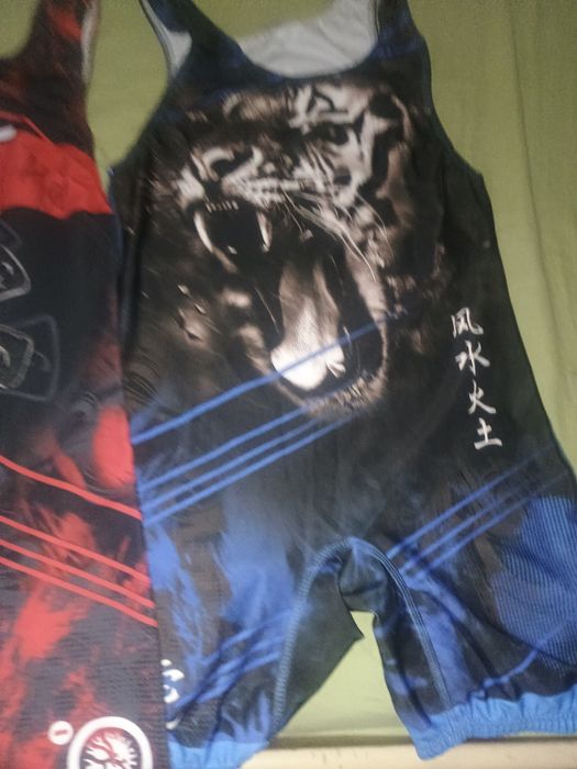 Борцовки 41и5+ 2трика от45кг до 60кг