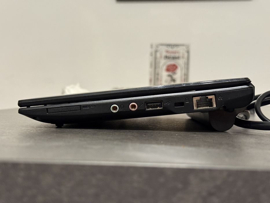 Laptop Acer Aspire One PAV70 2gb