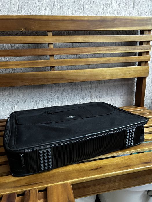 Чанти за лаптоп