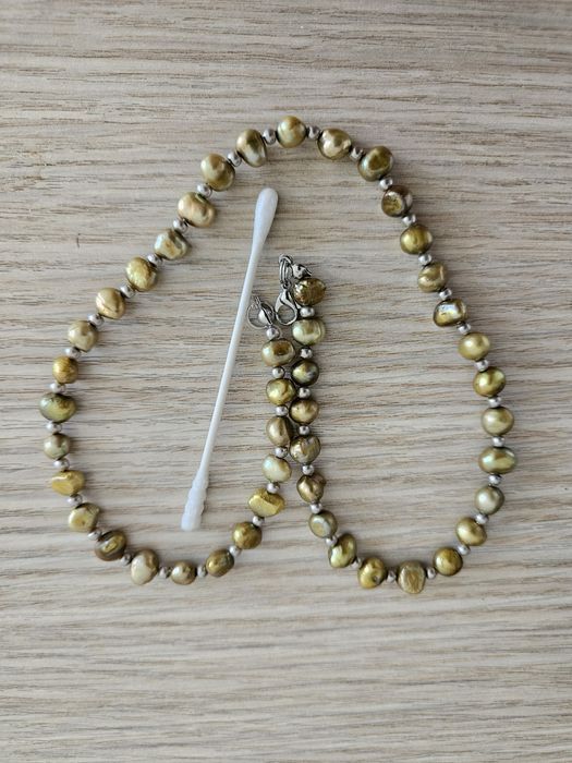 Бусы из натуральных камней