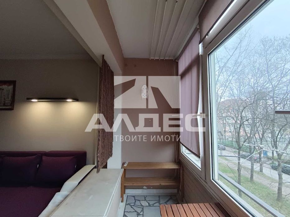 Продава се обзаведен, преустроен 2-стаен ап. в Разсадника!