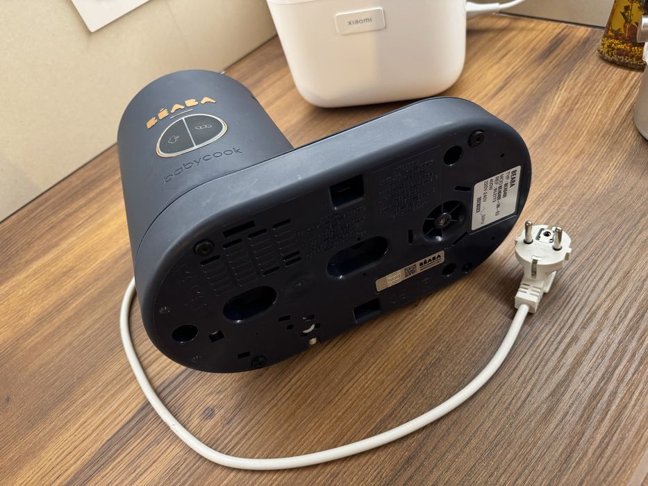 Aparat 4 in 1 -STICLA- pentru prepararea hrana bebe BEABA BABYCook neo