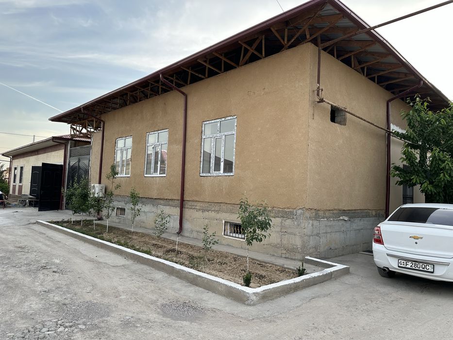 Srochna sotiladi ozim yawab turgan uyim