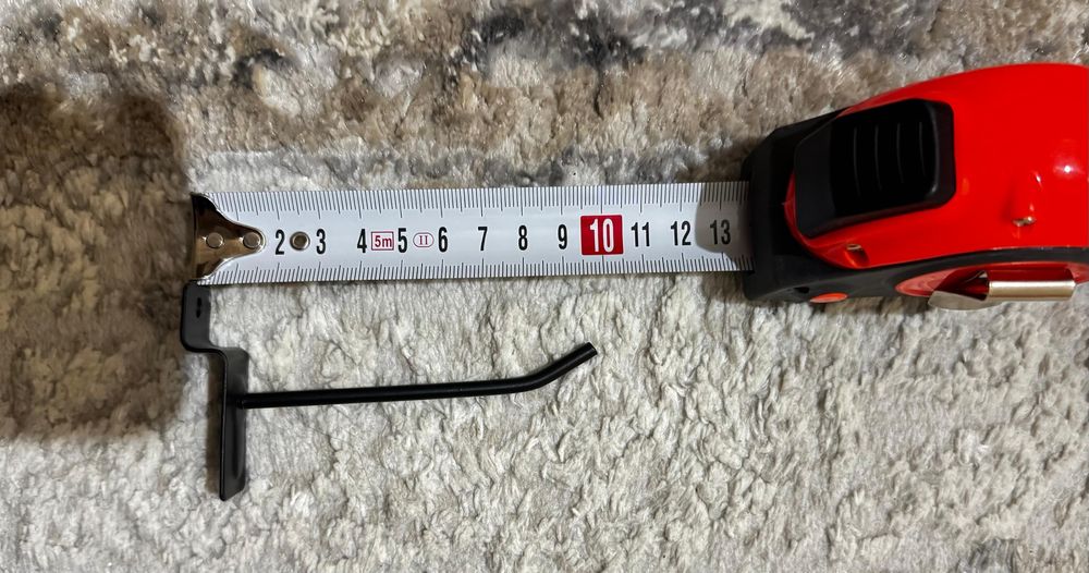 Продаю крючок универсальный