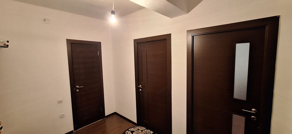 Дом Навои айрапортида бормаси Янги кизил домларидан йулди устида жойла