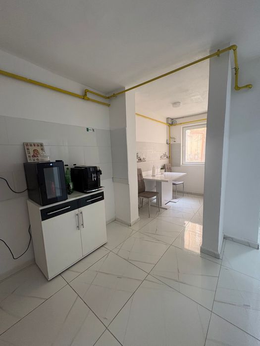 Se inchirieza spatiu comercial