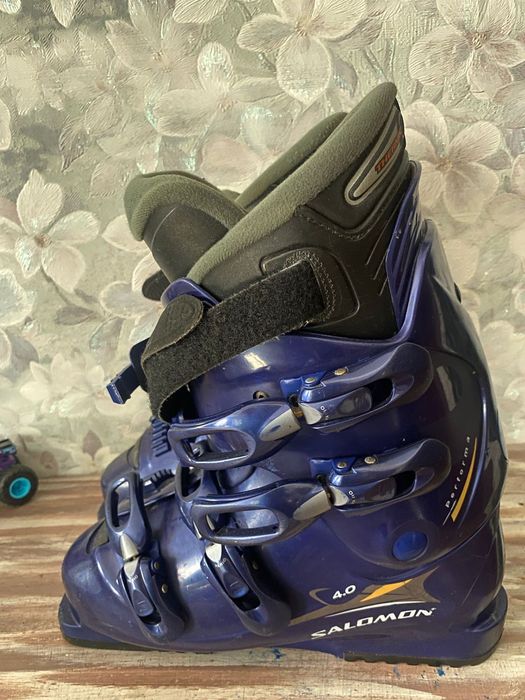 Продам горные лыжи