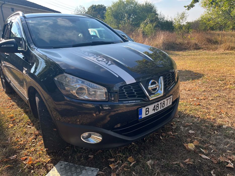 Продавам Nissan Qashqai 2.0 DCI
