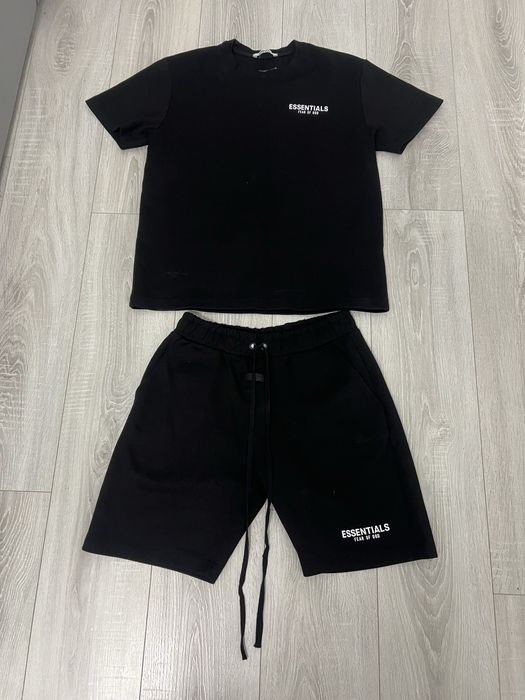 vand short set essential