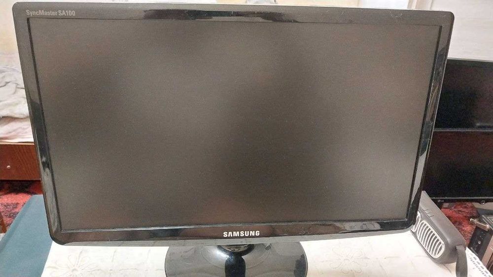 Продам монитор 22 Самсунг Samsung