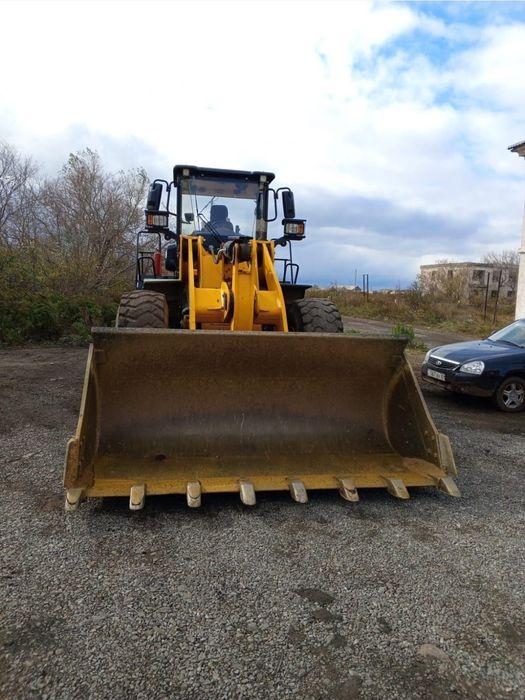 Услуги фронтального погрузчика