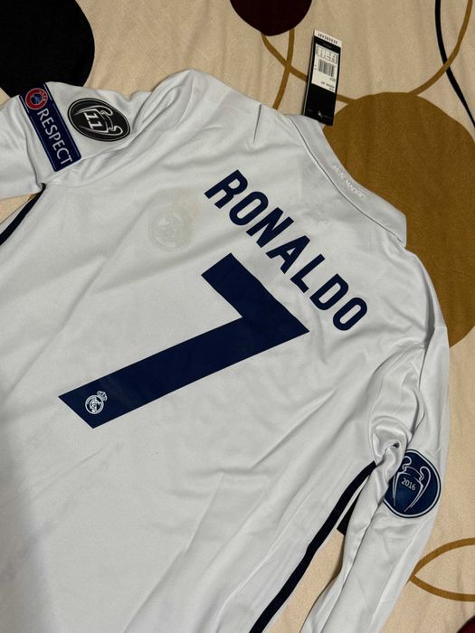 Bluza Ronaldo Real Madrid 2017 home badge uri