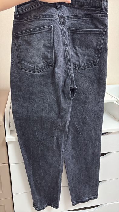 Продам джинсы за 3000