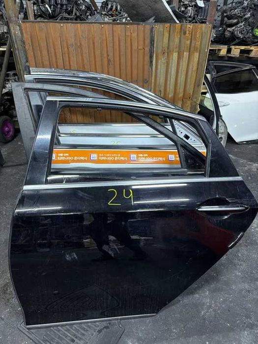 Дверь Genesis G80 2016