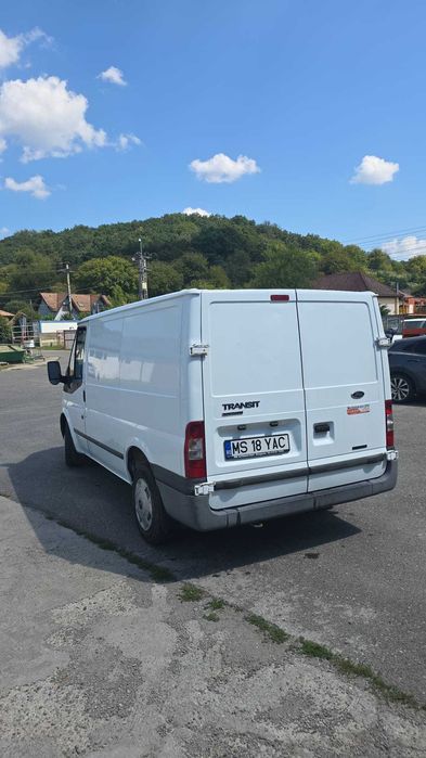 Ford Transit Furgon