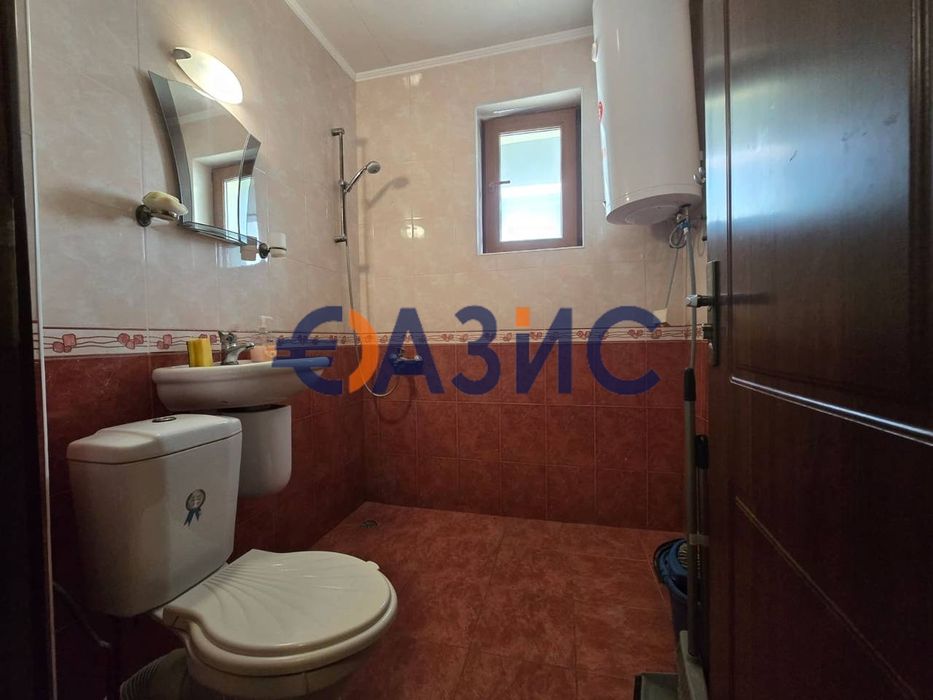 Продава се Двустаен апартамент в Созопол - 68 кв.м за 713 €/кв.м - Снимка #11