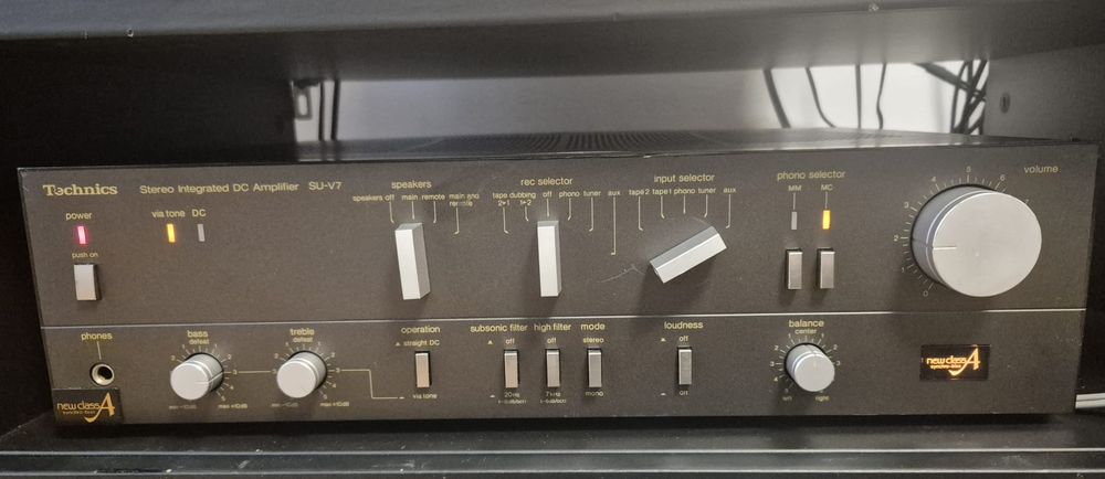 Stație Technics SU V7