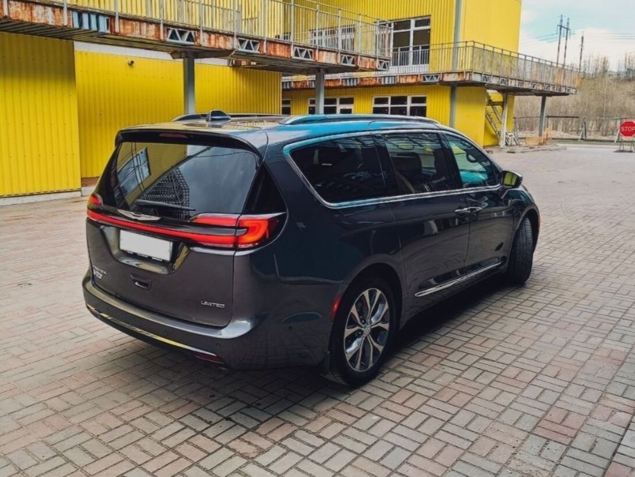 Услуги микроавтобуса 7 мест Премиум-класс. Массаж и регулировка кресел