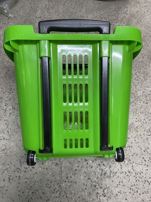 Кошница на колелца