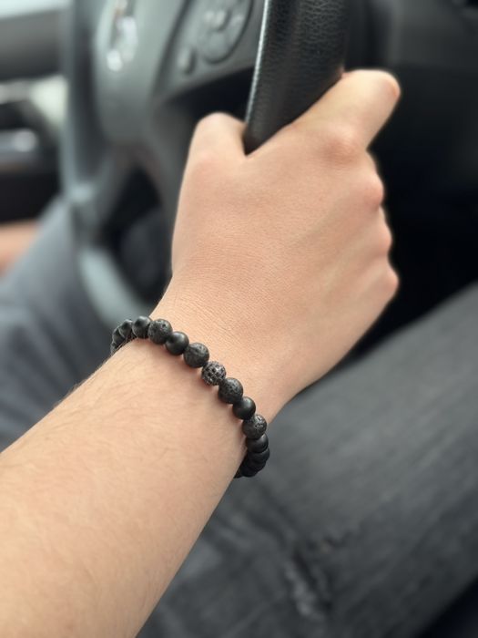 Мъжки гривни от естествени камъни