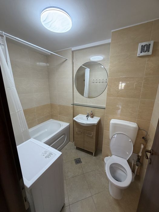 Apartament cu 3 camere