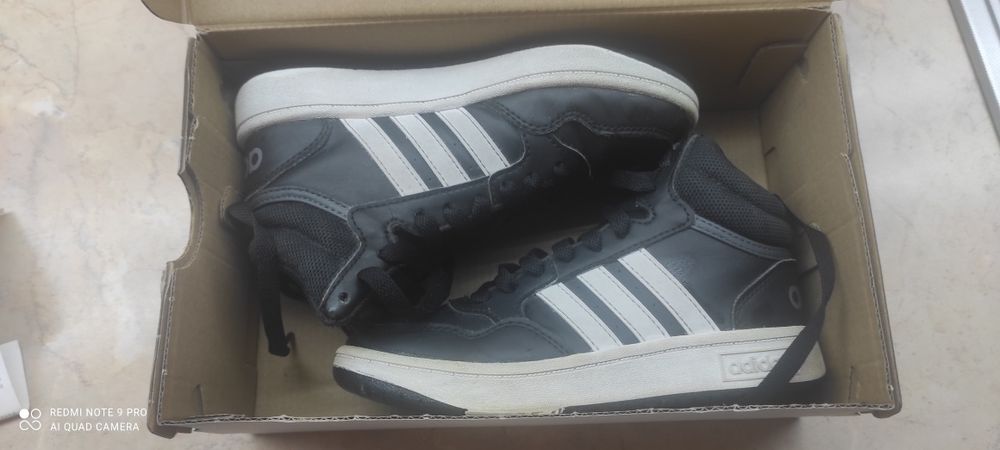 Кецки Adidas за момче