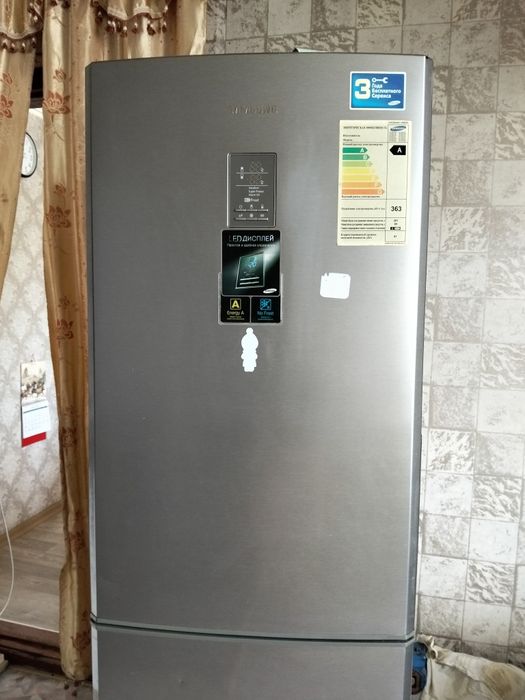 Продам холодильник