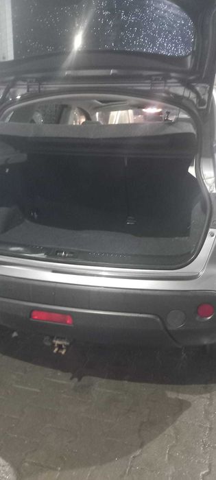 Proprietar, vand masina Nissan Qashqai PANORAMIC 1.6 full option