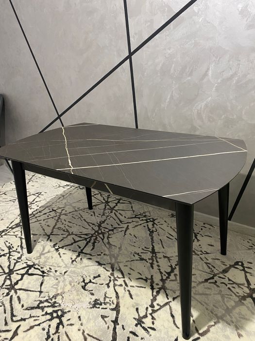 Стол продам срочно